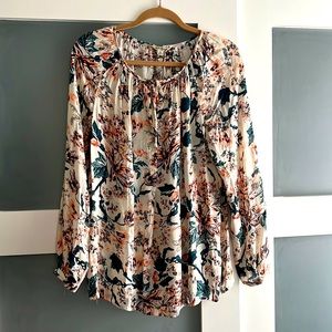 Lucky Brand Floral Long Sleeve Blouse. Boho look. Button/tie placket. Medium